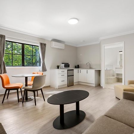 Stay 284 Rotorua - Refurbished Modern Accommodation Ngoại thất bức ảnh
