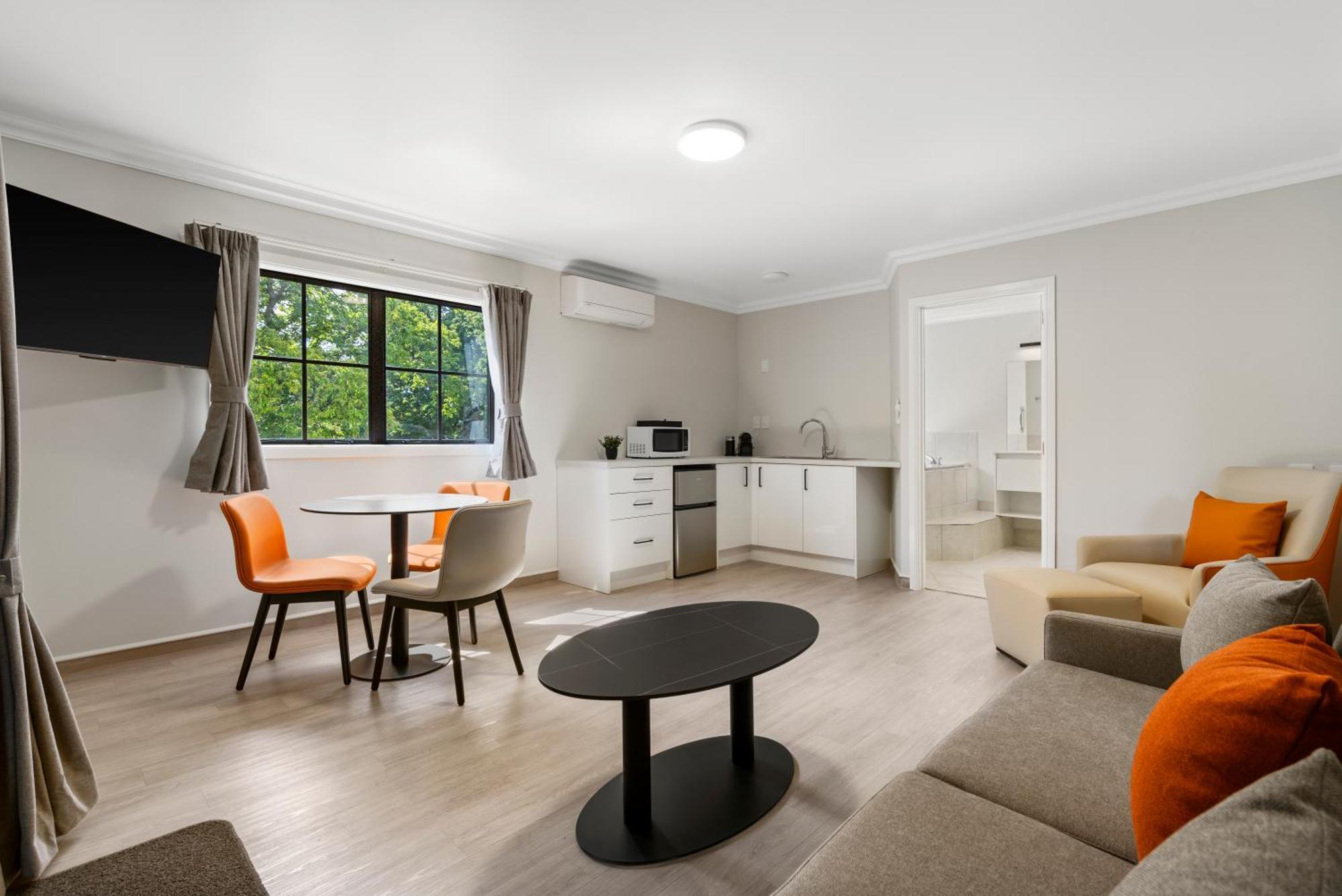 Stay 284 Rotorua - Refurbished Modern Accommodation Ngoại thất bức ảnh