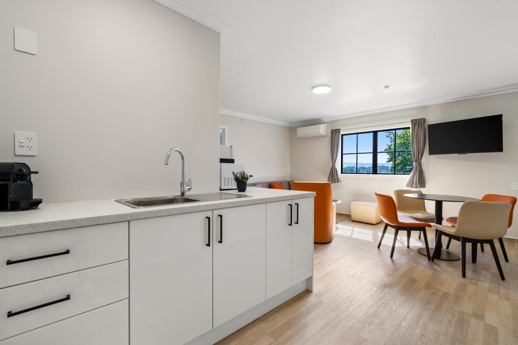 Stay 284 Rotorua - Refurbished Modern Accommodation Ngoại thất bức ảnh